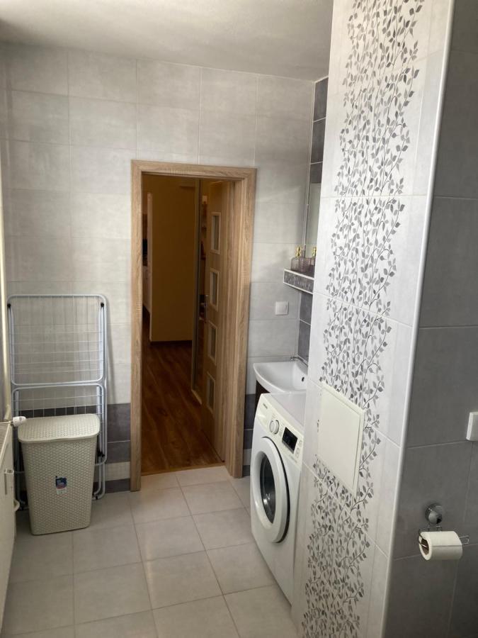 2 Rooms Apartment In มิคาโลเท ภายนอก รูปภาพ